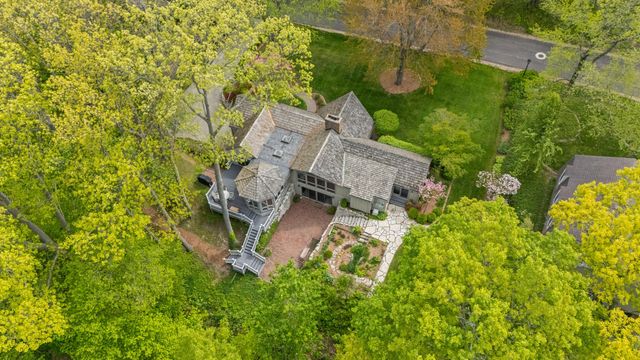 3020 Dozer Drive, St. Joseph, MI 49085