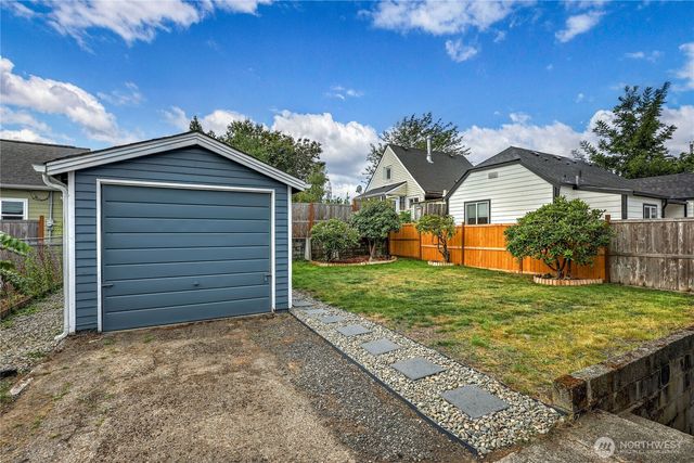 1705 13th Street, Bremerton, WA 98337