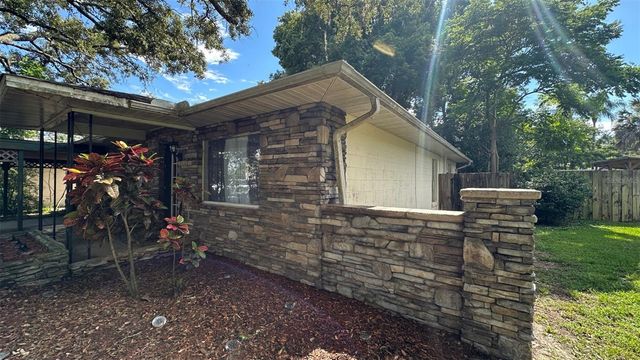 205 PINECREST ROAD, Mount Dora, FL 32757