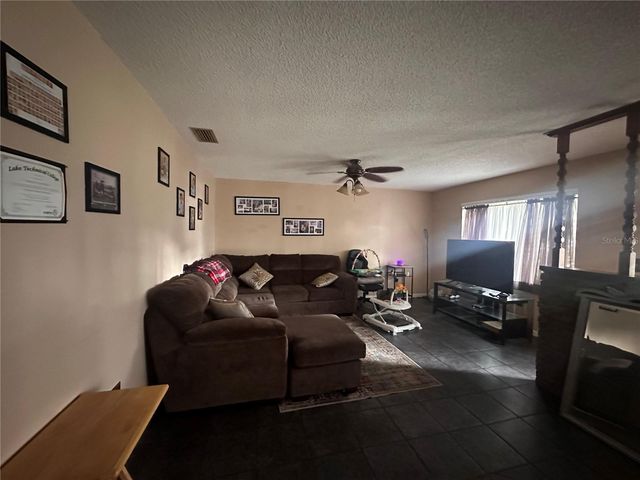 205 PINECREST ROAD, Mount Dora, FL 32757