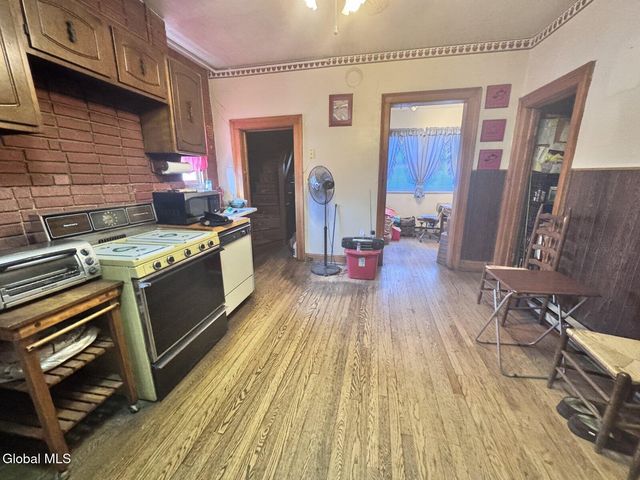 65 Plum Street, Albany, NY 12202