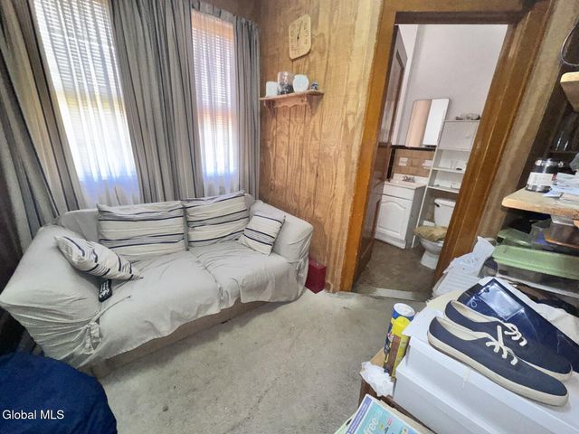 65 Plum Street, Albany, NY 12202