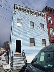 65 Plum Street, Albany, NY 12202