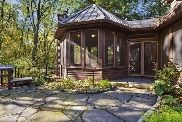 5650 Lily Lane, Sawyer, MI 49125