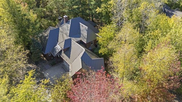 5650 Lily Lane, Sawyer, MI 49125