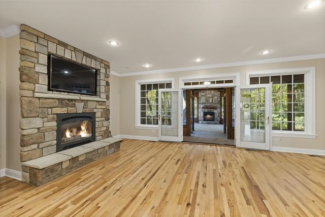 5650 Lily Lane, Sawyer, MI 49125