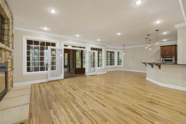 5650 Lily Lane, Sawyer, MI 49125