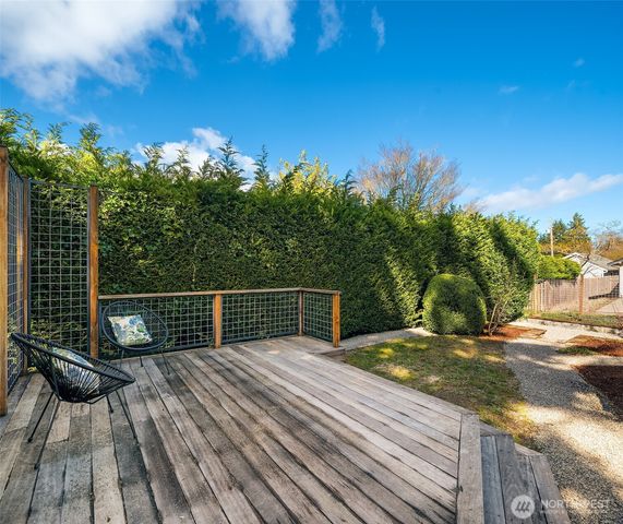 3546 SW 99TH Street, Seattle, WA 98126