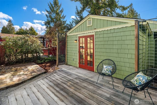 3546 SW 99TH Street, Seattle, WA 98126