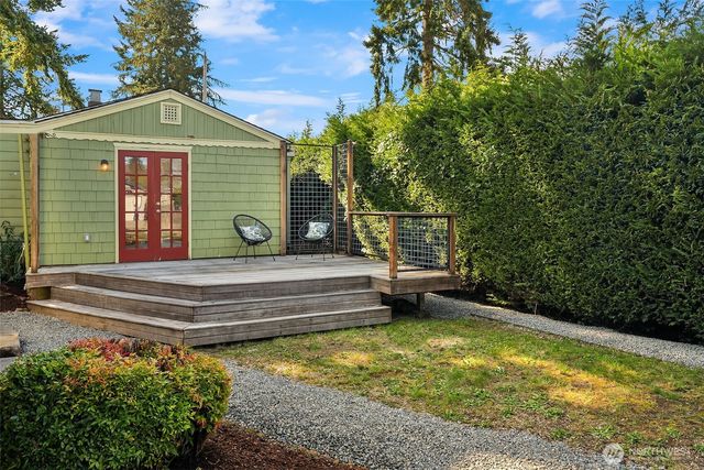 3546 SW 99TH Street, Seattle, WA 98126