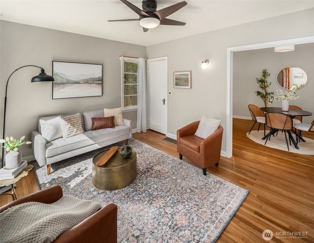 3546 SW 99TH Street, Seattle, WA 98126