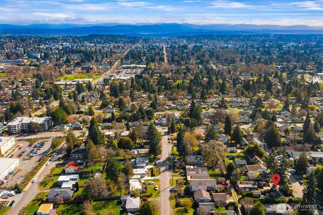 3546 SW 99TH Street, Seattle, WA 98126