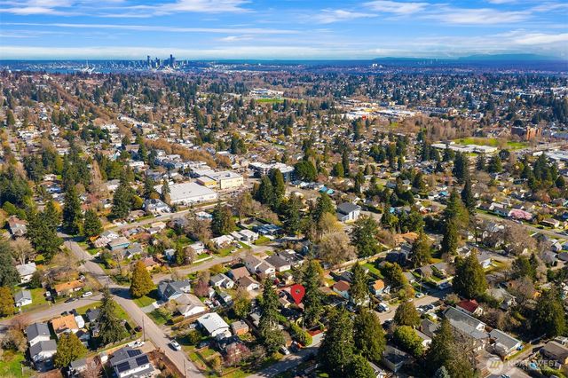 3546 SW 99TH Street, Seattle, WA 98126