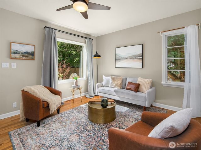 3546 SW 99TH Street, Seattle, WA 98126