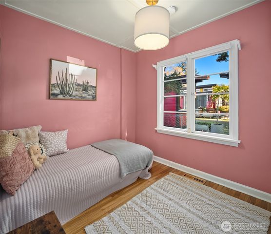 3546 SW 99TH Street, Seattle, WA 98126