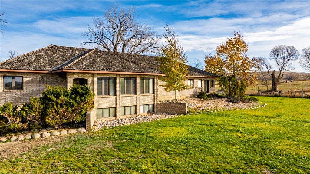 12 Westara LANE, Bridger, MT 59014