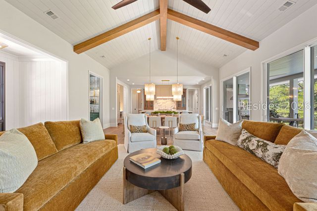 4 Plantation Dr, Hilton Head Island, SC 29928