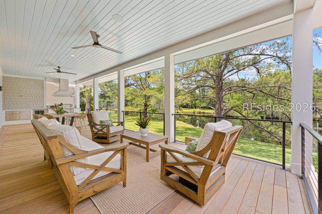 4 Plantation Dr, Hilton Head Island, SC 29928