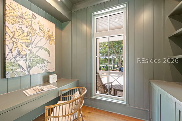 4 Plantation Dr, Hilton Head Island, SC 29928
