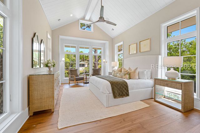 4 Plantation Dr, Hilton Head Island, SC 29928