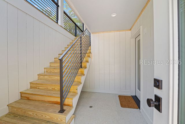 4 Plantation Dr, Hilton Head Island, SC 29928