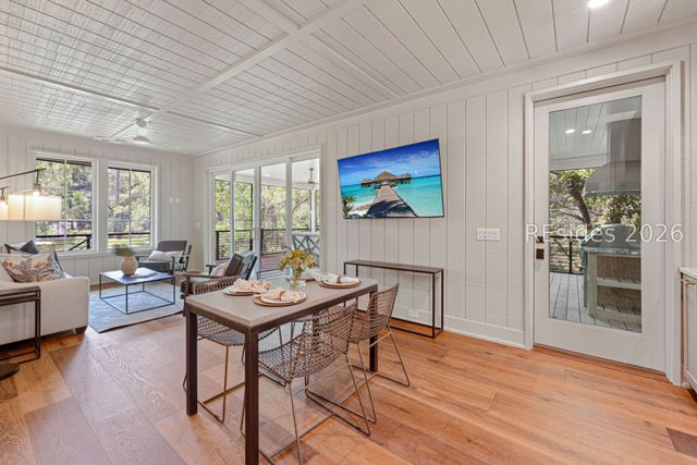 4 Plantation Dr, Hilton Head Island, SC 29928