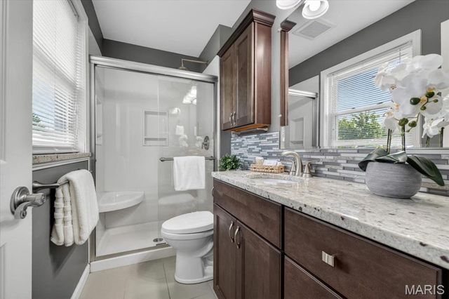 1111 Sandstone Drive, St Louis, MO 63146