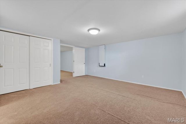 1111 Sandstone Drive, St Louis, MO 63146
