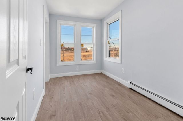 658 Magnolia Ave, Elizabeth City, NJ 07206