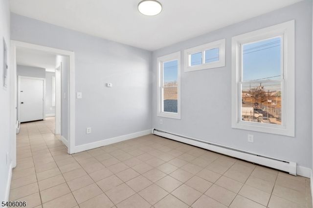 658 Magnolia Ave, Elizabeth City, NJ 07206