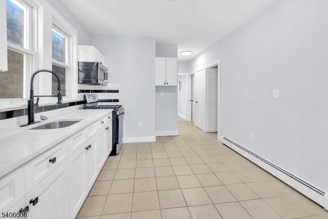 658 Magnolia Ave, Elizabeth City, NJ 07206