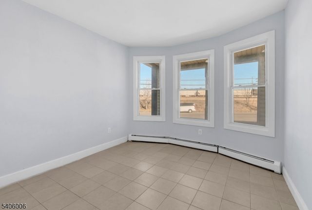 658 Magnolia Ave, Elizabeth City, NJ 07206