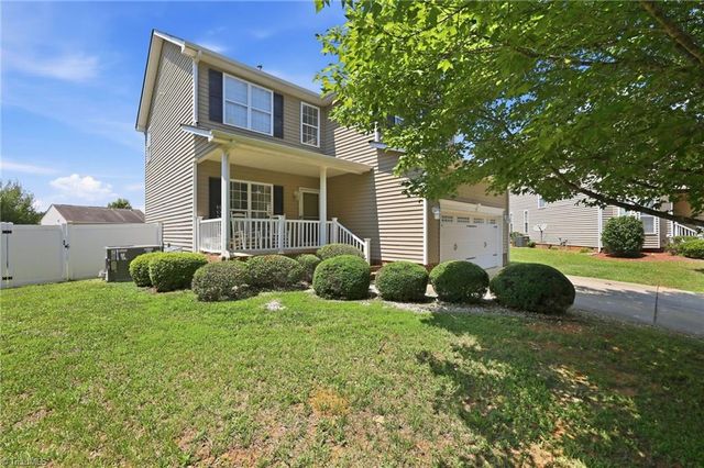 692 Triple Crown Court, Whitsett, NC 27377