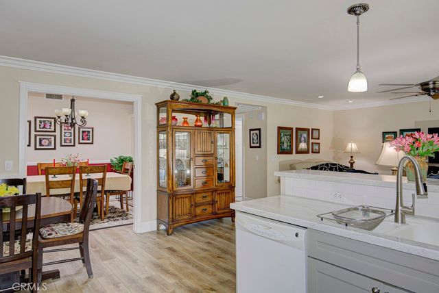 2044 Via Mariposa E B, Laguna Woods, CA 92637