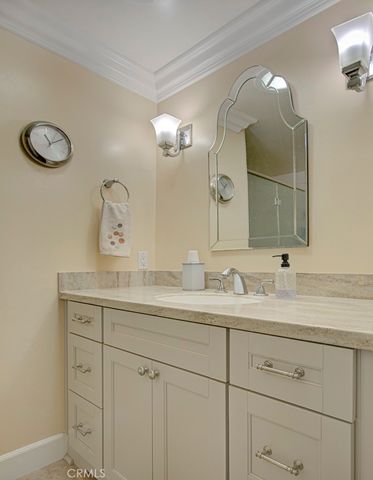 2044 Via Mariposa E B, Laguna Woods, CA 92637