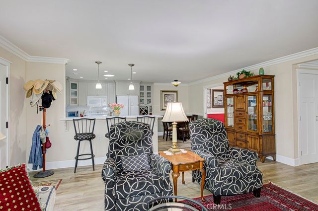 2044 Via Mariposa E B, Laguna Woods, CA 92637