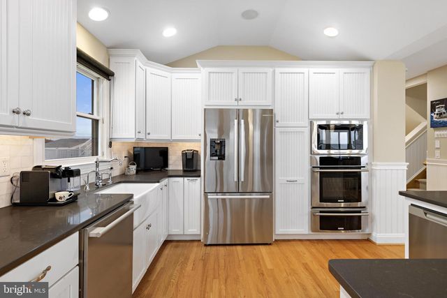 9 WILLIAM ST, Harvey Cedars, NJ 08008