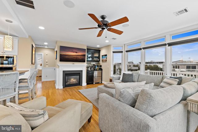 9 WILLIAM ST, Harvey Cedars, NJ 08008