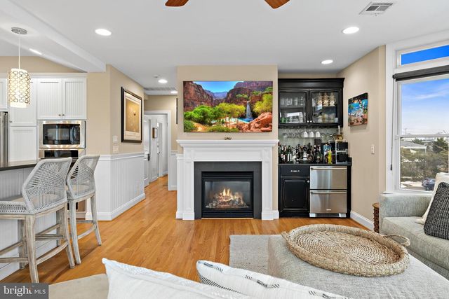 9 WILLIAM ST, Harvey Cedars, NJ 08008