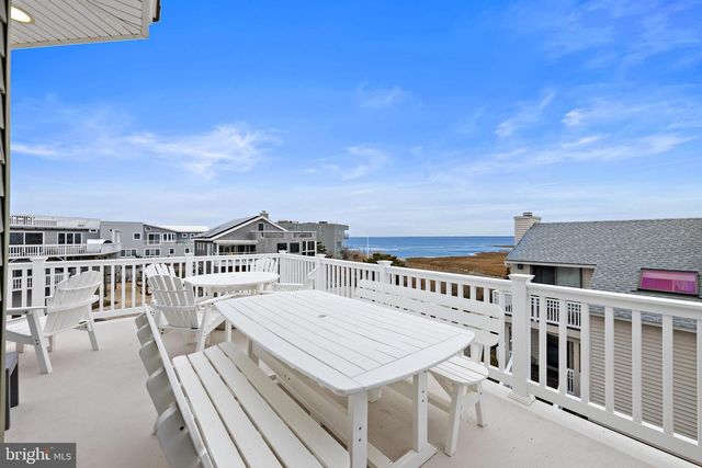 9 WILLIAM ST, Harvey Cedars, NJ 08008