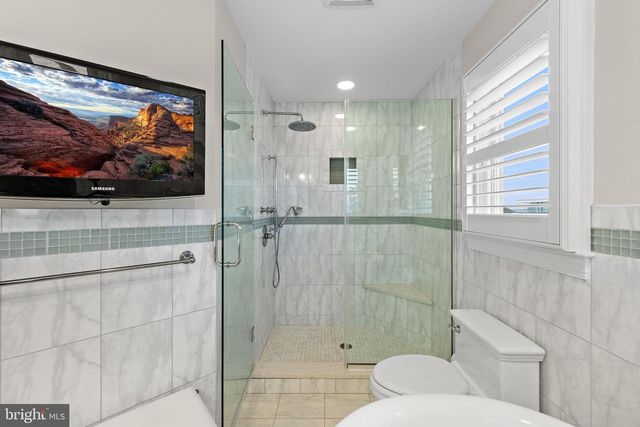 9 WILLIAM ST, Harvey Cedars, NJ 08008