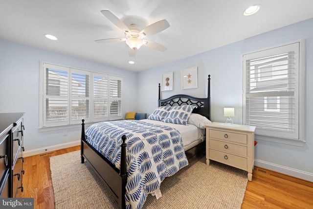 9 WILLIAM ST, Harvey Cedars, NJ 08008