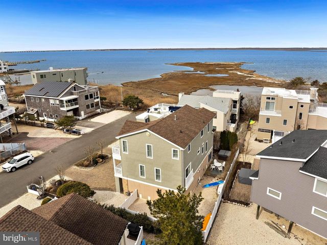 9 WILLIAM ST, Harvey Cedars, NJ 08008