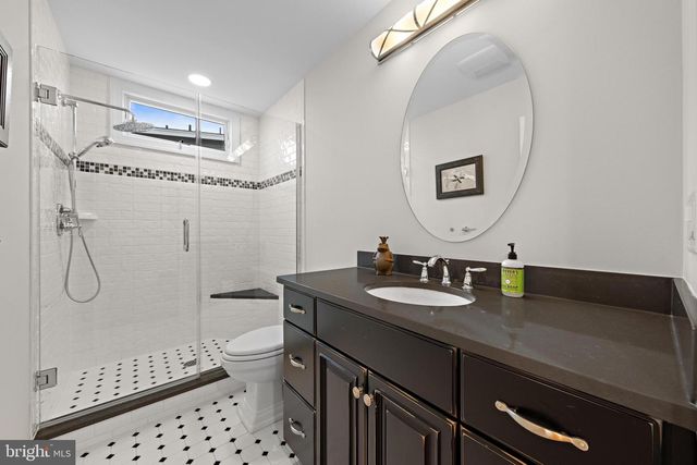 9 WILLIAM ST, Harvey Cedars, NJ 08008