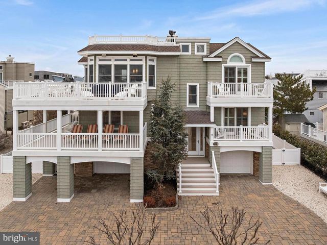 9 WILLIAM ST, Harvey Cedars, NJ 08008