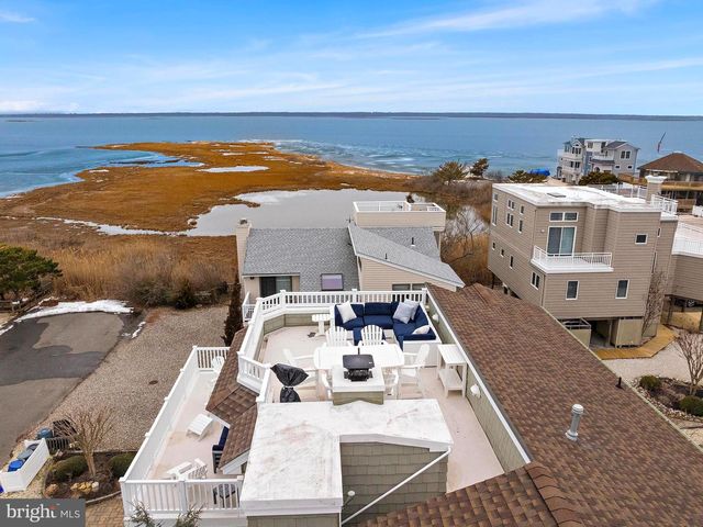 9 WILLIAM ST, Harvey Cedars, NJ 08008
