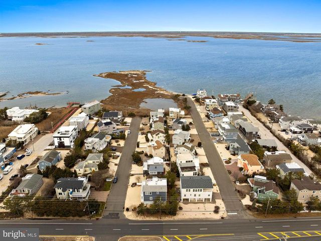 9 WILLIAM ST, Harvey Cedars, NJ 08008