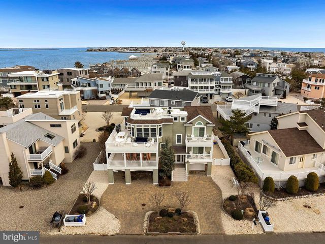 9 WILLIAM ST, Harvey Cedars, NJ 08008