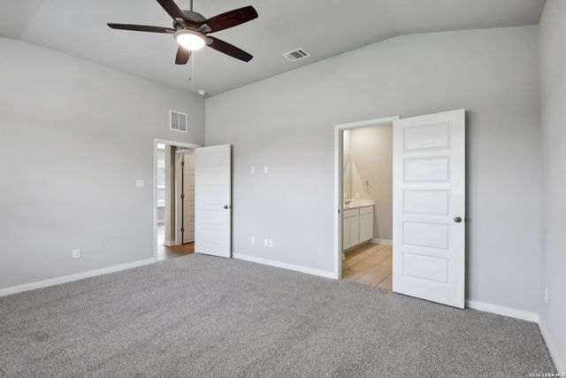 1543 Zion Dr, New Braunfels, TX 78132
