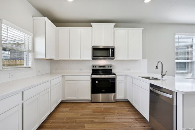 1543 Zion Dr, New Braunfels, TX 78132